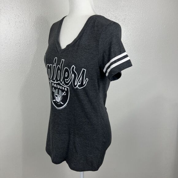 Las Vegas Raiders Shirt Women Small Grey Short Sleeve NFL Football Team Apparel - Picture 3 of 12